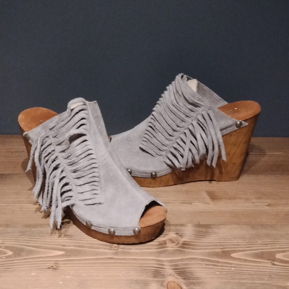 SBICCA suede wedges